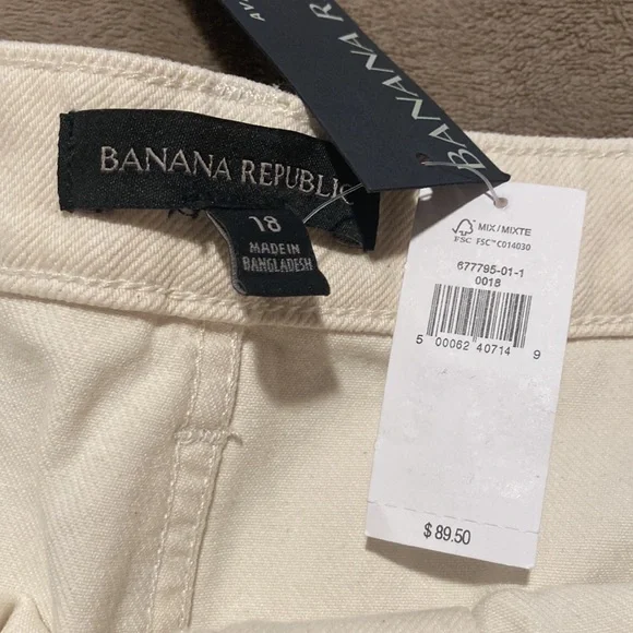 Banana Republic Women's Patch Pocket Denim Skirt - Picture 7 of 8